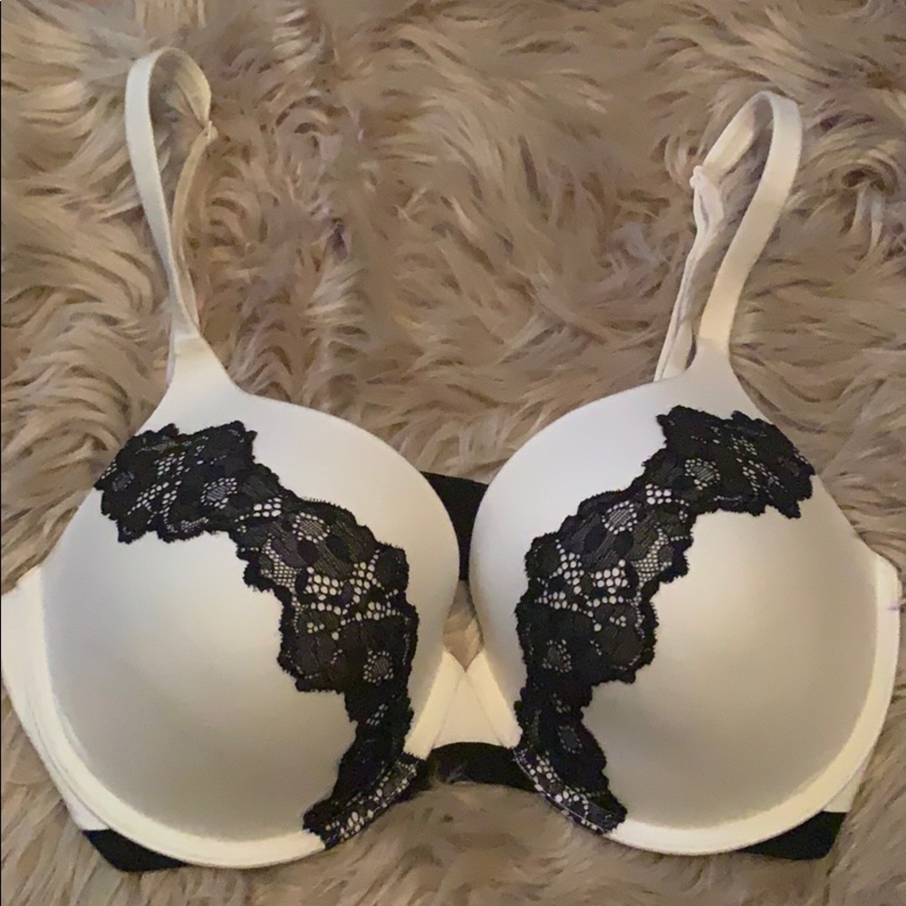 Body by V Bra with ajustable straps